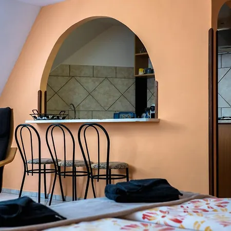 Rozi Garden Badacsony *