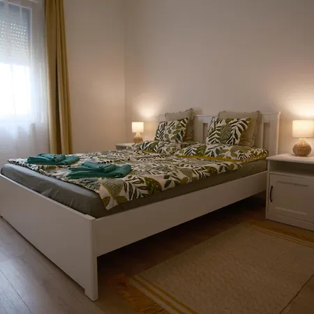 Rozi Garden Vendeghaz Badacsony Πανσιόν *