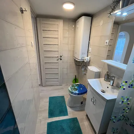 Πανσιόν Rozi Garden Vendeghaz Badacsony